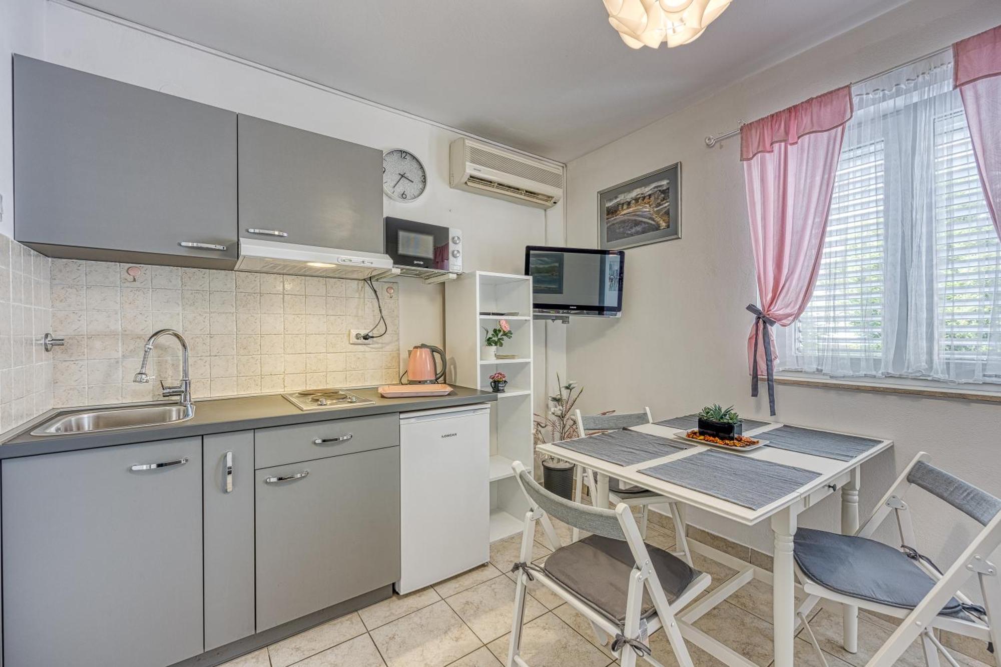Studio Apartmani Ivanda Makarska Buitenkant foto