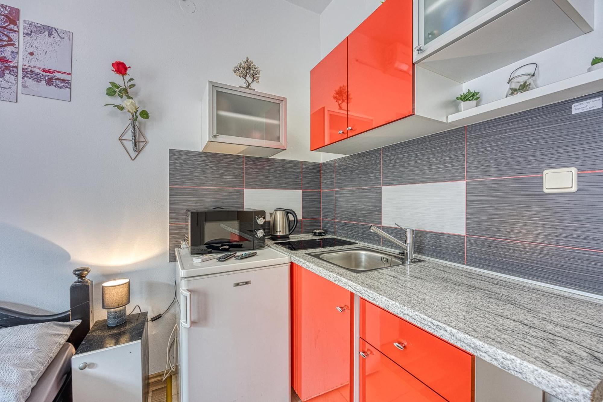 Studio Apartmani Ivanda Makarska Buitenkant foto